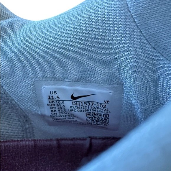 Nike Men's Cosmic Unity 2 Athletic Shoes in Red and Coconut milk - Picture 8 of 8